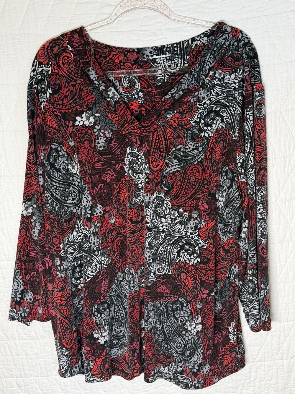 Allison Daley Women Blouse tunic red black Christmas 2x vneck Dillards